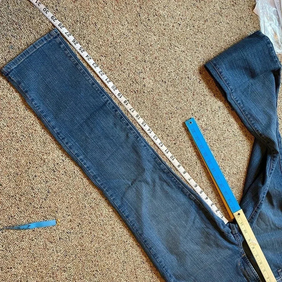 NWT NYDJ Original Slimming Fit Skinny Blue Jeans Women Size 2/36 Pockets - Picture 3 of 7